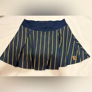 Nike Club Skirt/Skort  M Navy/ Stripped Flowy Fit Preppy/ Retro Tennis/Golf